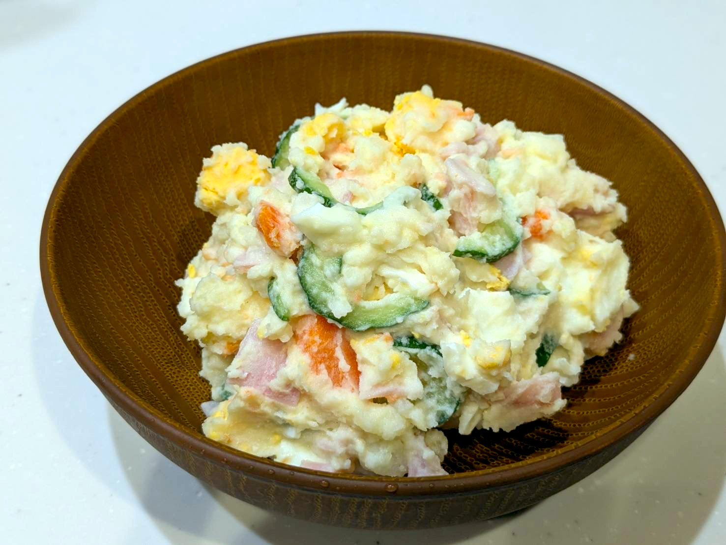 なんだかんだと使える酢で作るポテトサラダ（2〜3人分）